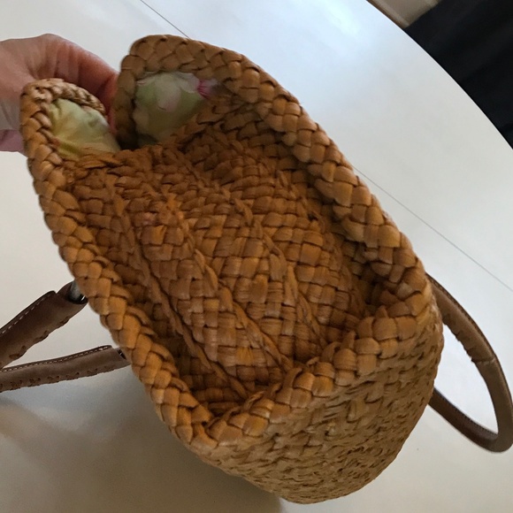 TOMMY BAHAMA LARGE STRAW BAG - Picture 8 of 16